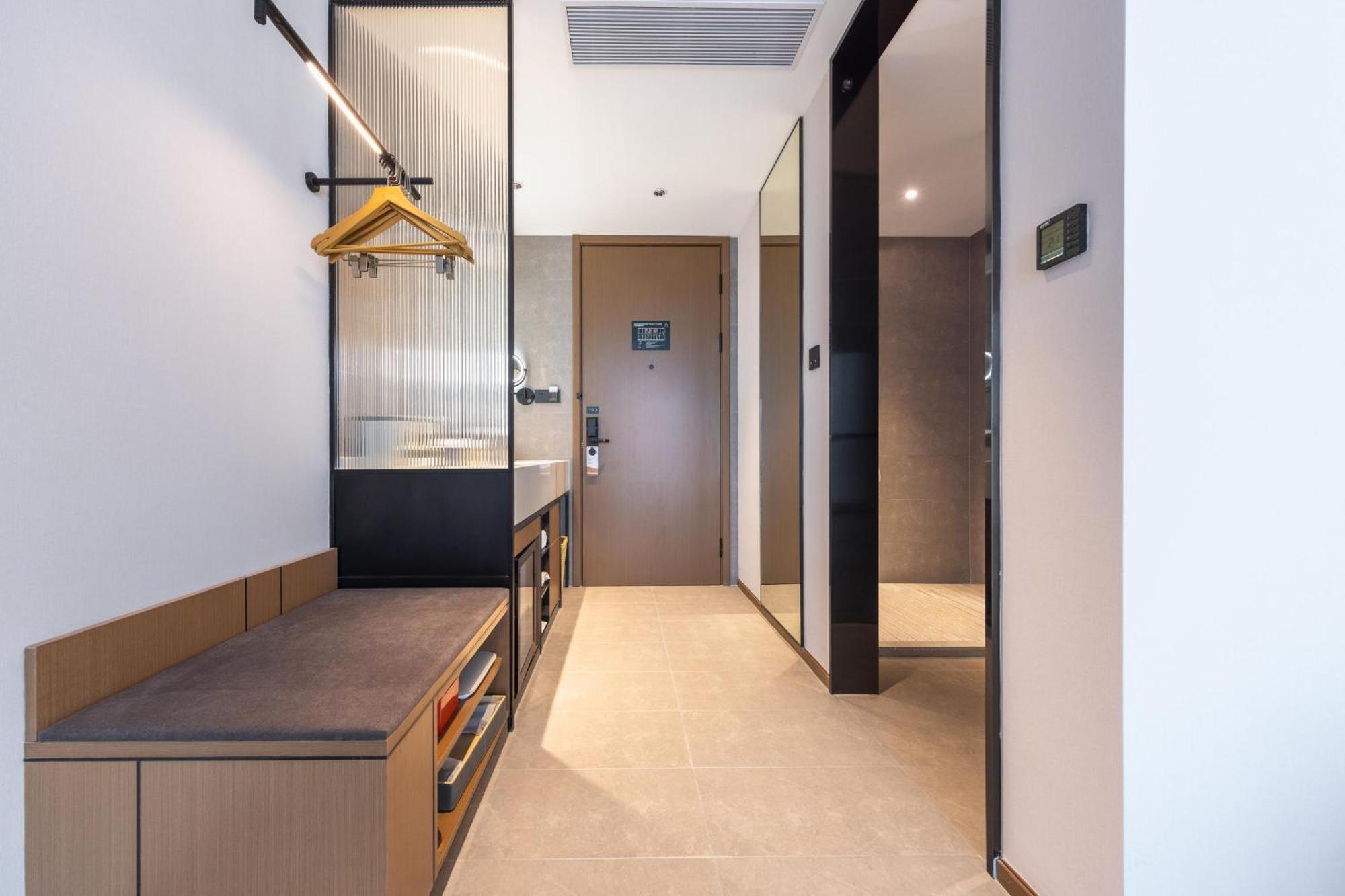Atour Hotel Wuhan Chuhe Han Street Hongshan Plaza Exterior foto